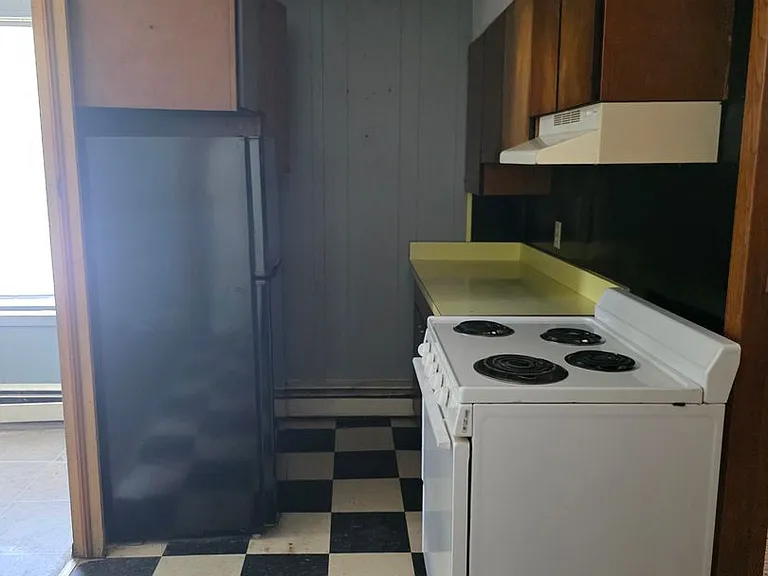 601 W Wilkinson St — Photo 4