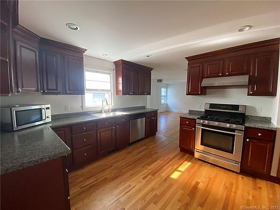 5th image of 602 Courtland Ave #604