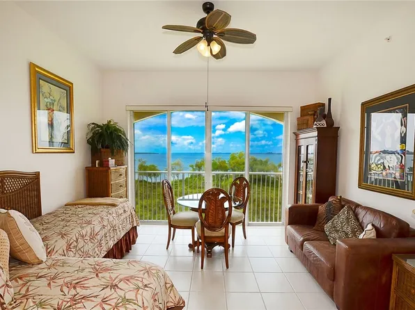 24 Harbour Isle Dr W Unit 305, Fort Pierce, FL 34949