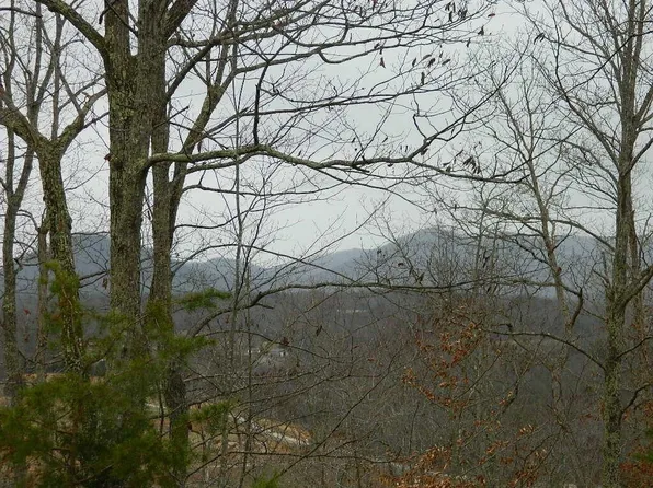 150 Brown Ridge Rd, Irvine, KY 40336