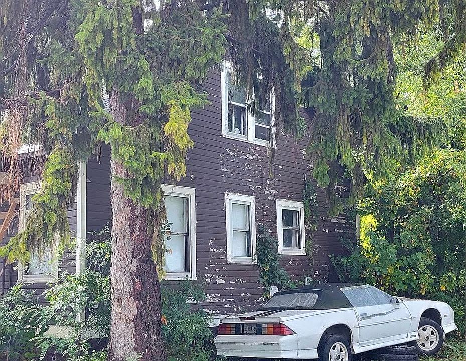 2nd image of 14375 Stansbury St