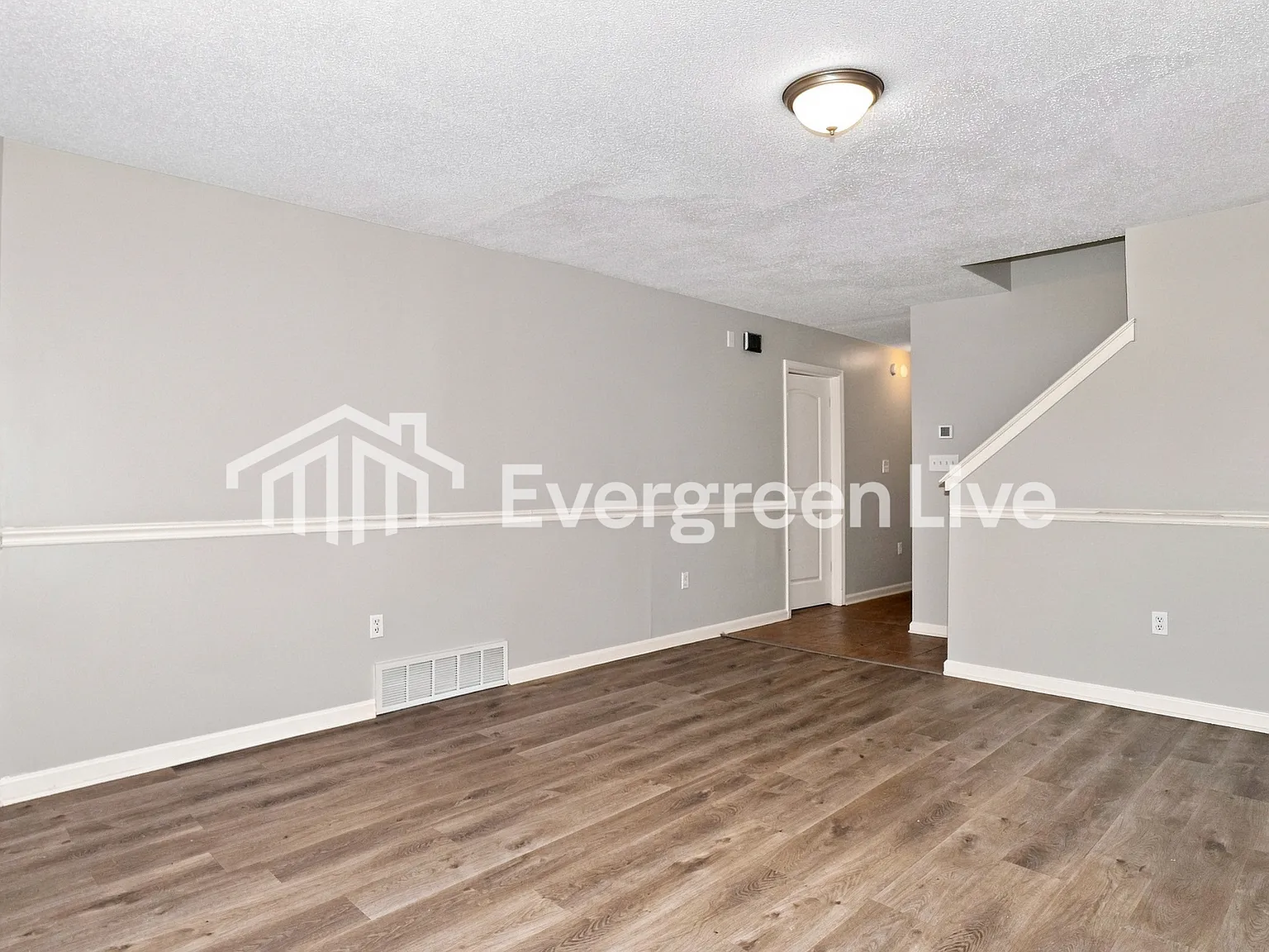 4 bed, 3.0 bath, 2183 sqft, $1,645 — Photo 3