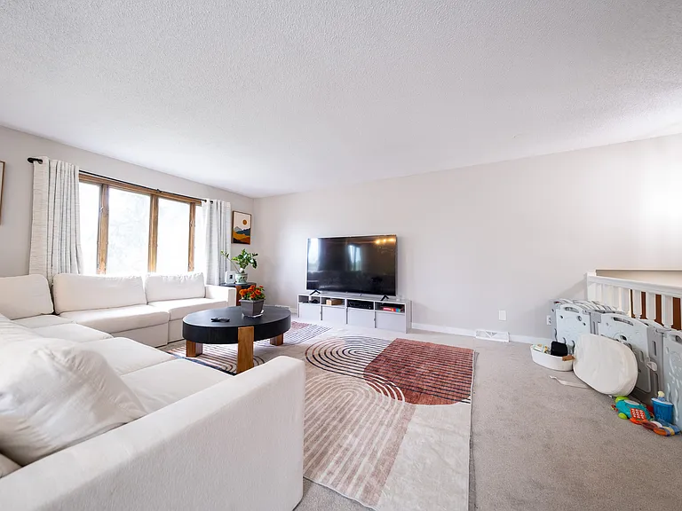 16503 Franklin Trl SE — Photo 5