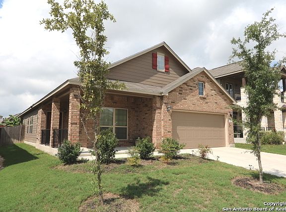 2nd image of 8223 Recio Oak