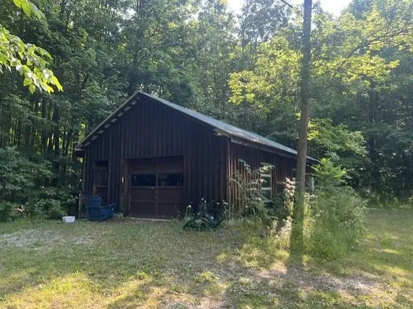 830 Peabody Rd, Gouverneur, NY 13642