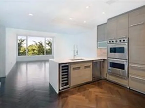 400 West 12th Street image 1 of 9