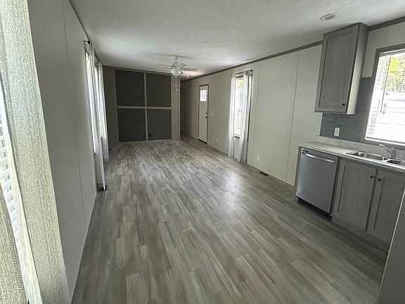 5th image of 7519 Dorr Street Toledo #137