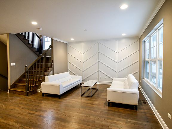 4th image of 111 Roman Ln