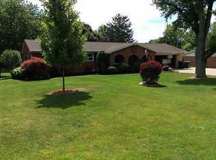 2114 Cheviot Hills Dr, Springfield, OH 45505