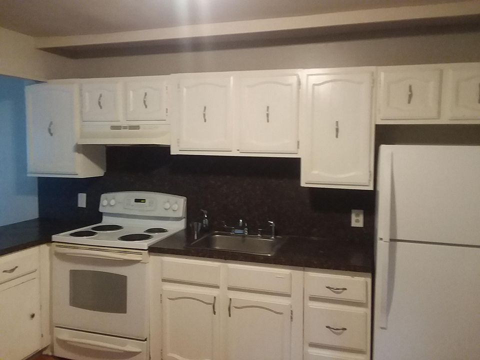 2nd image of 456 Maloney Rd APT 2
