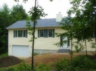 26 Riverwood Cir, Effingham, NH 03882