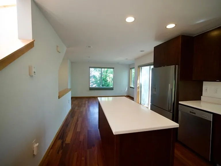 9053 17th Ave SW — Photo 3