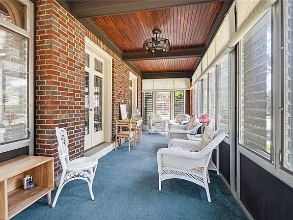 12th image of 505 E Linden Ave