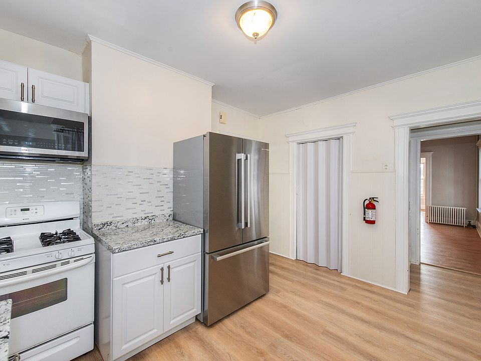 1st image of 57 1/2 Quinby Pl Floor 2