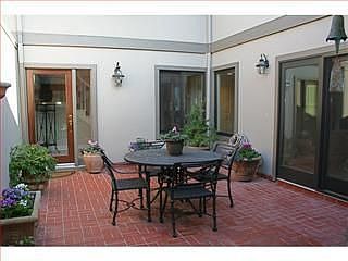 1st image of 108 Altura Vis