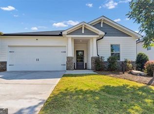 703 Stately Dr, Woodstock, GA 30188