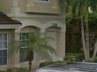 788 Summit Lake Dr, West Palm Beach, FL 33406