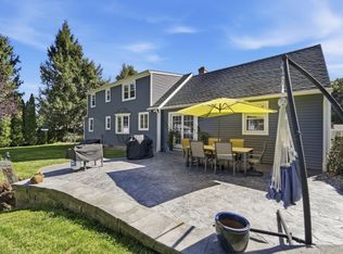 53 Glenwood Dr, Westfield, MA 01085