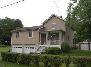 128 Trouttown Rd, Hunker, PA 15639