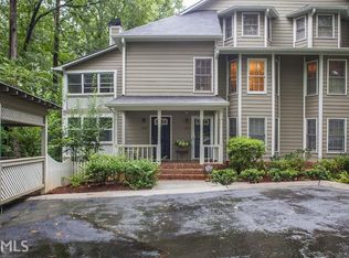 1482 Oakridge Cir, Decatur, GA 30033