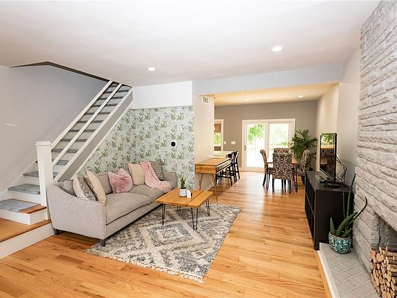 5th image of 1125 King Ave