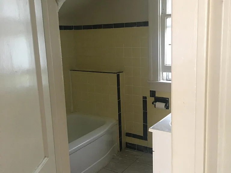 268 Fielding St — Photo 6