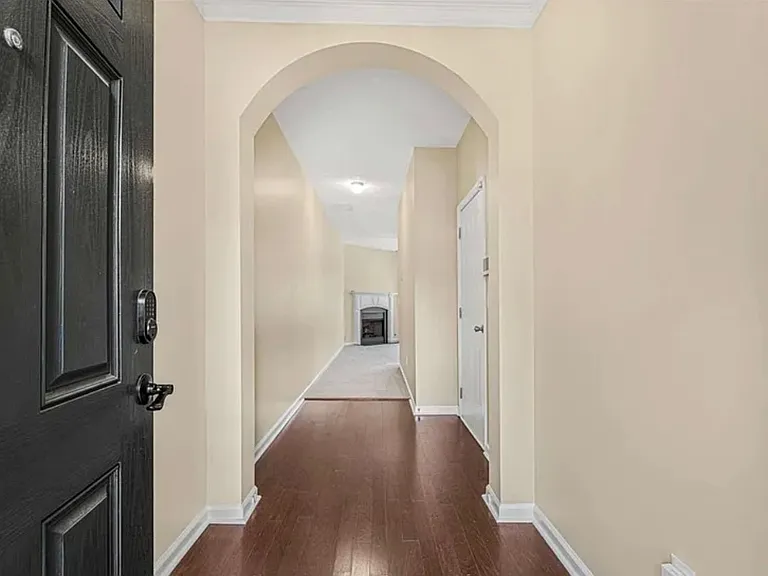 7590 Summer Berry Ln — Photo 4