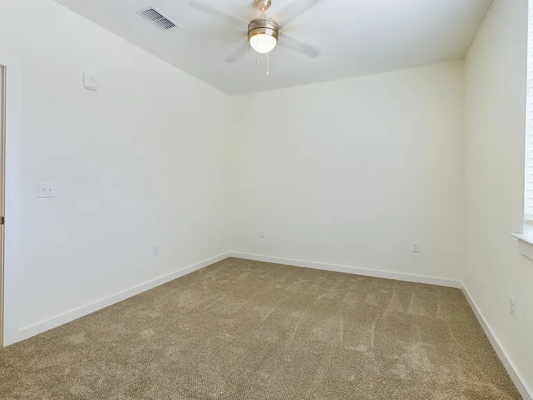 Sanctuary Bluff Apartments — Photo 95