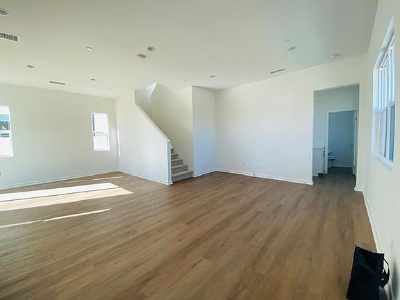 5th image of 4582 Grant Ct