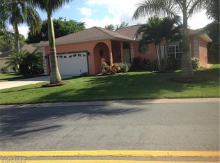3646 Kent Dr, Naples, FL 34112