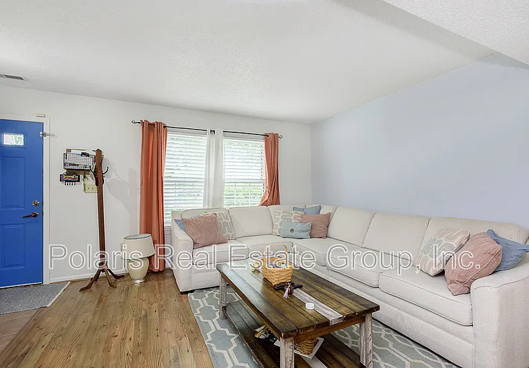 266 E Pine Ridge Dr — Photo 6