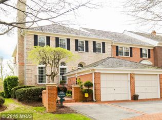 9410 Turnberry Dr, Potomac, MD 20854
