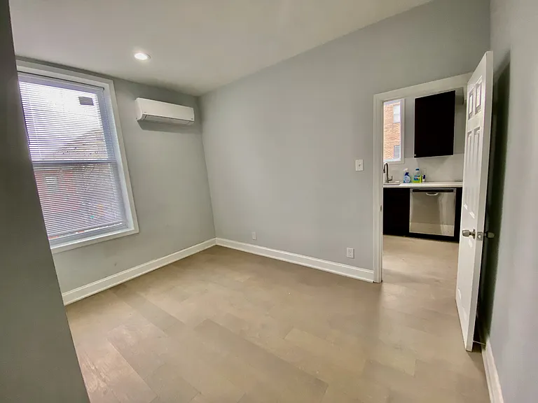 1247 Snyder Ave #2 — Photo 25
