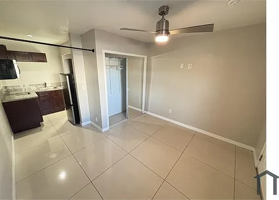 1 bed, 285 sqft, $950 — Photo 3
