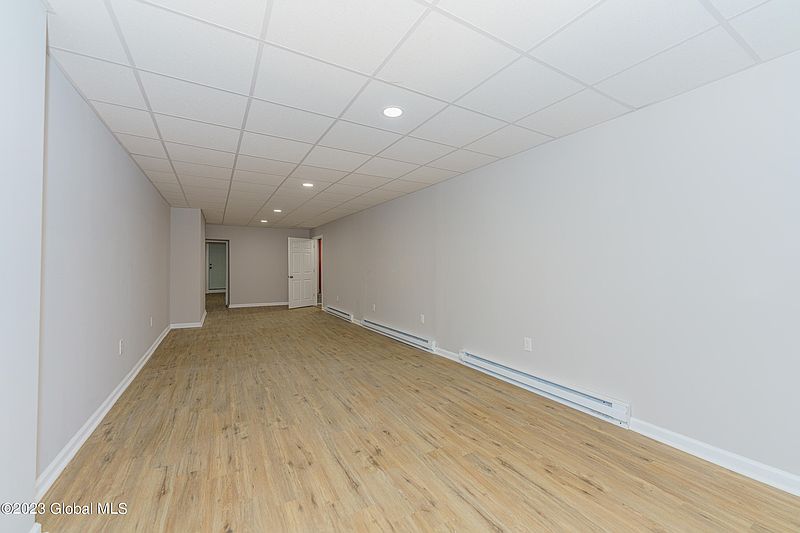 4th image of 18 Second Avenue