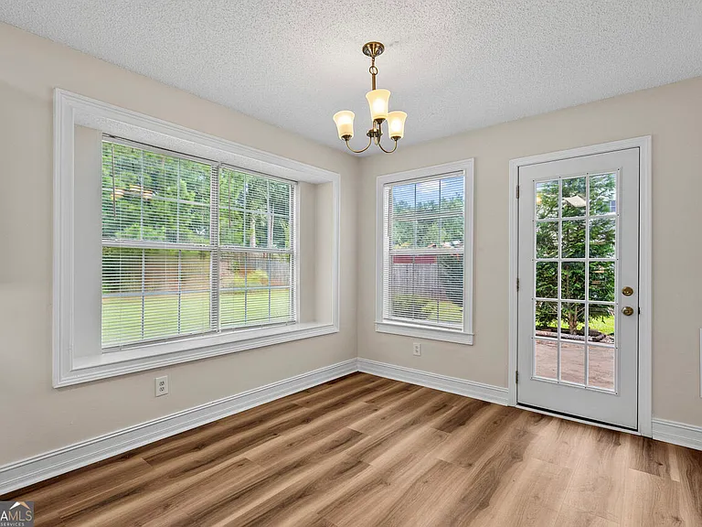 116 Summer Leigh Dr — Photo 16