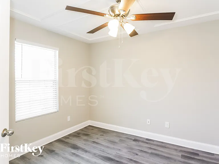 101 Sycamore Cir — Photo 12