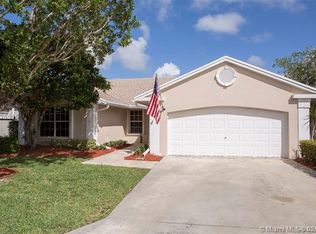 2395 SE 7th Pl, Homestead, FL 33033