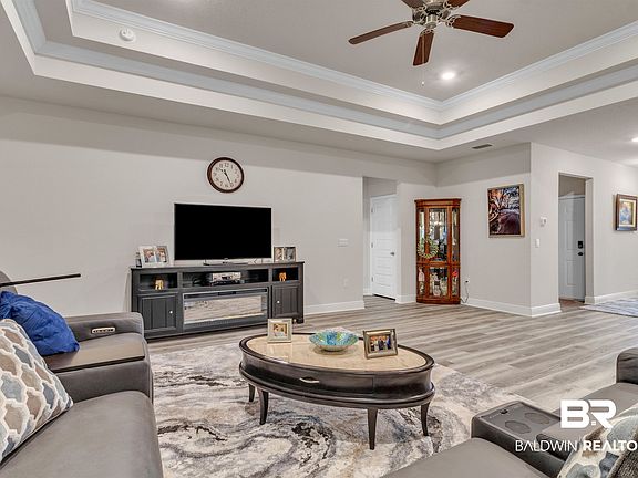 4th image of 1093 Pencarro Blvd