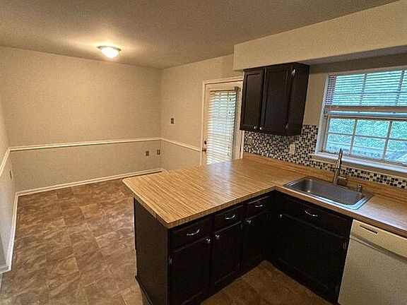 5th image of 15345 Inlet Pl