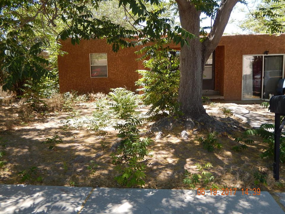 1st image of 1421 Wilmoore Dr SE