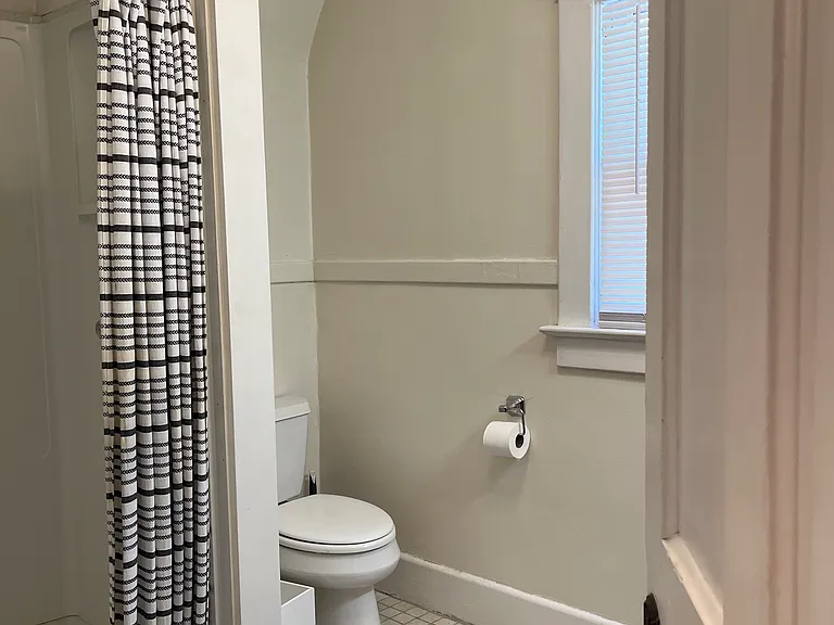106 E Kingsley St #3B — Photo 7