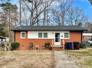 1409 Ray Ave, Sanford, NC 27330