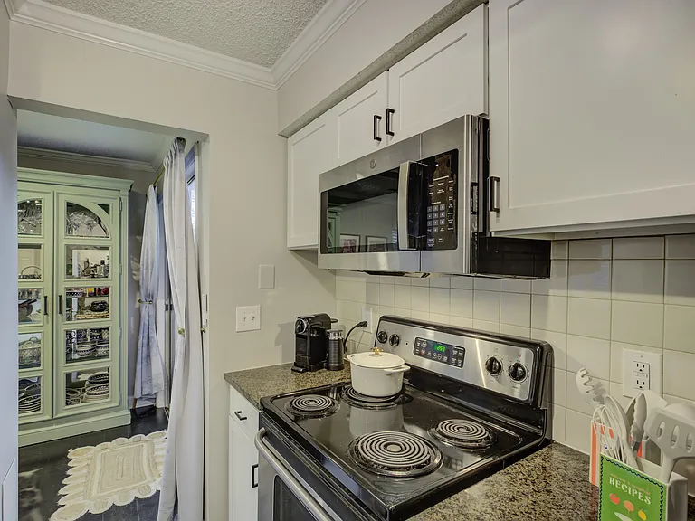 2506 Cranbrook Ln #1 — Photo 18