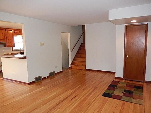 2nd image of 9805 Menard Ave