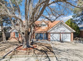 9109 Crestwood Ave NE, Albuquerque, NM 87112