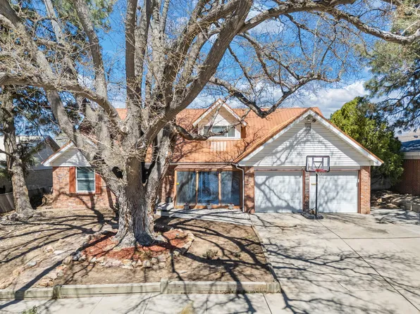 9109 Crestwood Ave NE, Albuquerque, NM 87112