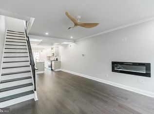 220 Reed St, Philadelphia, PA 19147