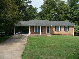 46 Blue Ridge Ln, Ridgeway, VA 24148