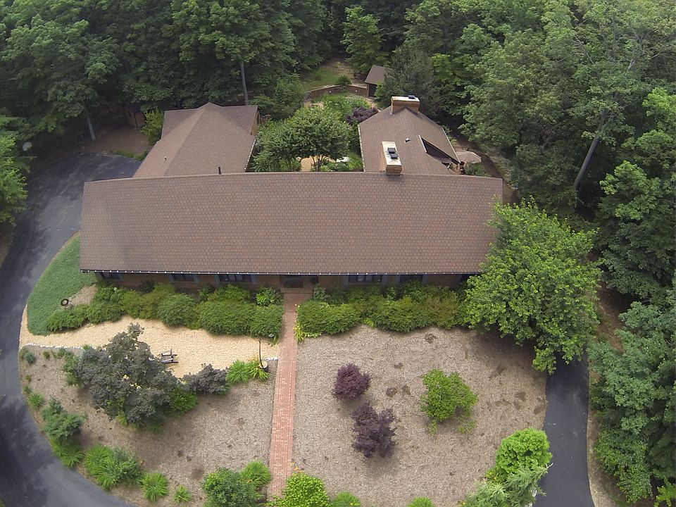 1st image of 16 Olde Plantation Dr